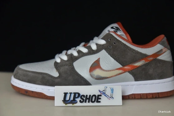 DH7782 001 x Dunk Nike Crushed SB D.C. Low 1221